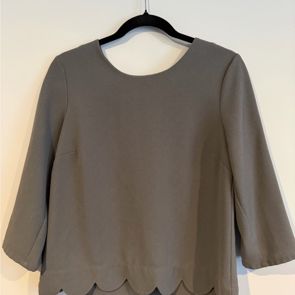 The Limited Green-Gray Scallop-Hem Long Sleeve Top